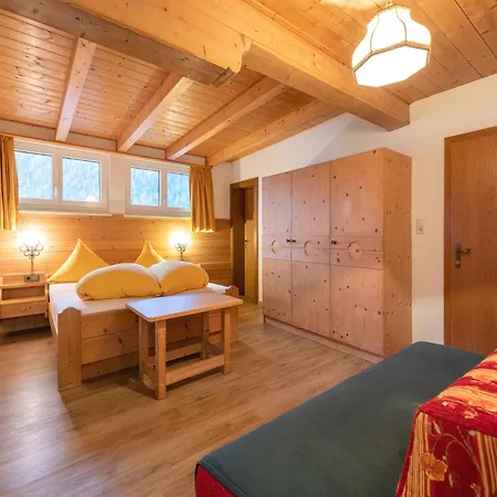 Apartment In Milders Near Stubai Glacier, Cleaning Included شقة *