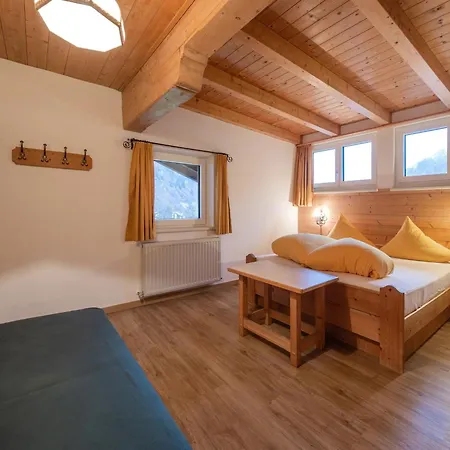 Apartment In Milders Near Stubai Glacier, Cleaning Included * نيوستيف ام ستوبيتا
